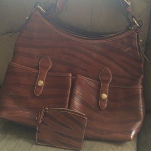 Dooney & Bourke