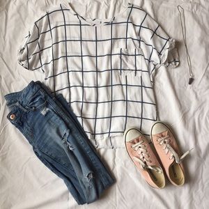 striped tee shirt