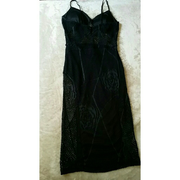 Black lace dress - Picture 3 of 3