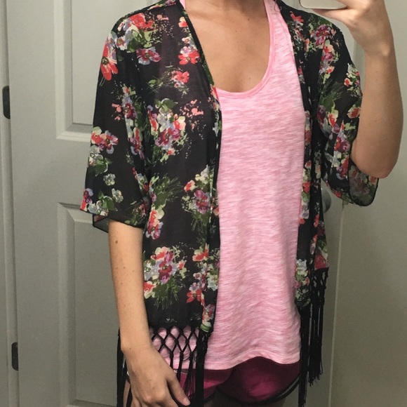 LA Hearts (Pac Sun) floral kimono ❤️