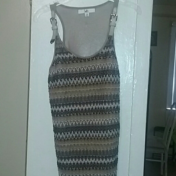 Semi formal top - Picture 1 of 2