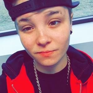 Meet your Posher, Jenna