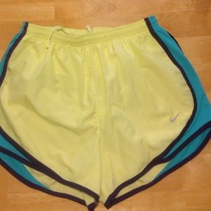 Nike Dry Fit - Medium