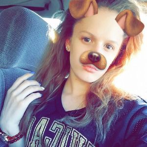 Meet your Posher, Karina