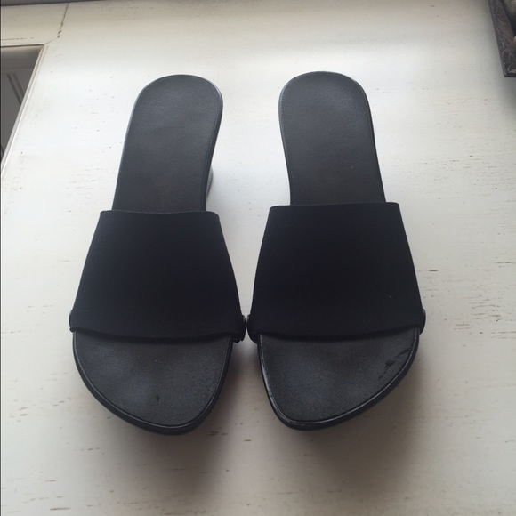 Onesole wedges with interchangeable tops