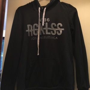 Young and reckless hoodie🚩VACATION SALE🚩