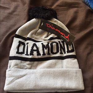 Diamond supply beanie