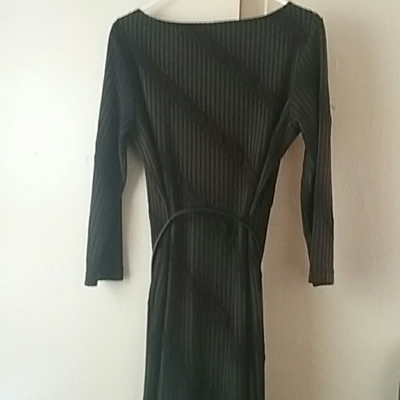 Formal Dress - Picture 2 of 2