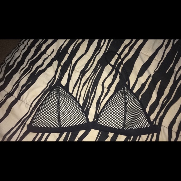 NWOT Traingl Top 🎉
