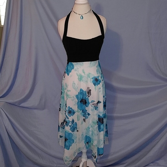 Speechless hankerchief hem dress, Size Medium