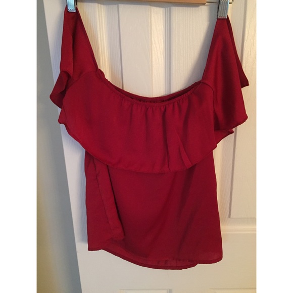 Tobi Red Off Shoulder Blouse XS