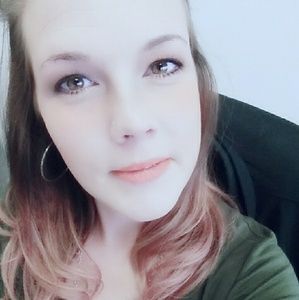 Meet your Posher, Wendy