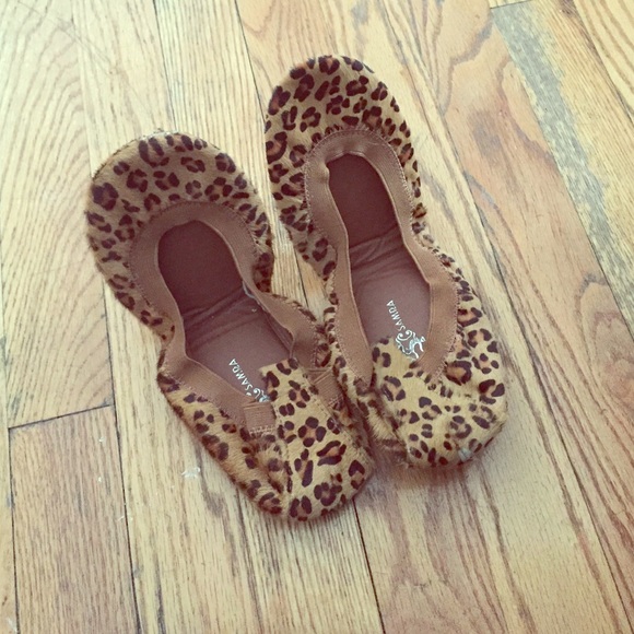 Yosi Samra flats
