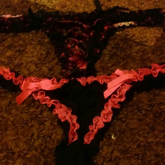 Two thongs - Picture 1 of 1
