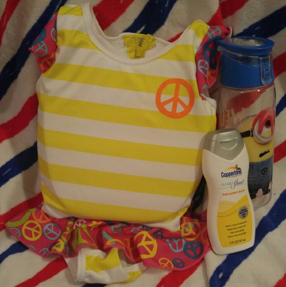 One piece toddler swimsuit with built-in life vest