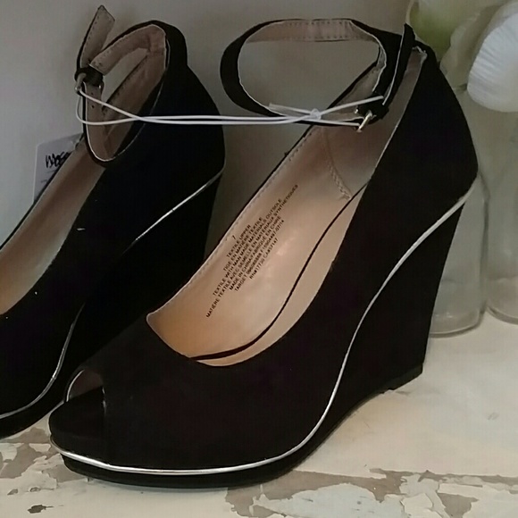 Black wedges, with ankle strap and gold trim