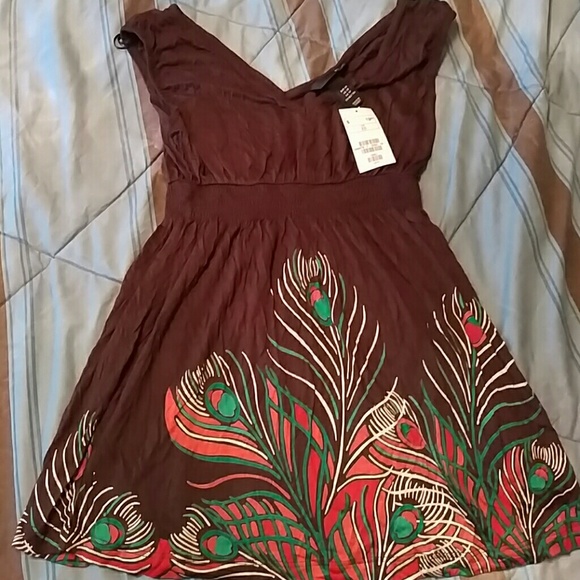 H&M peacock shirt. Nwt!!!