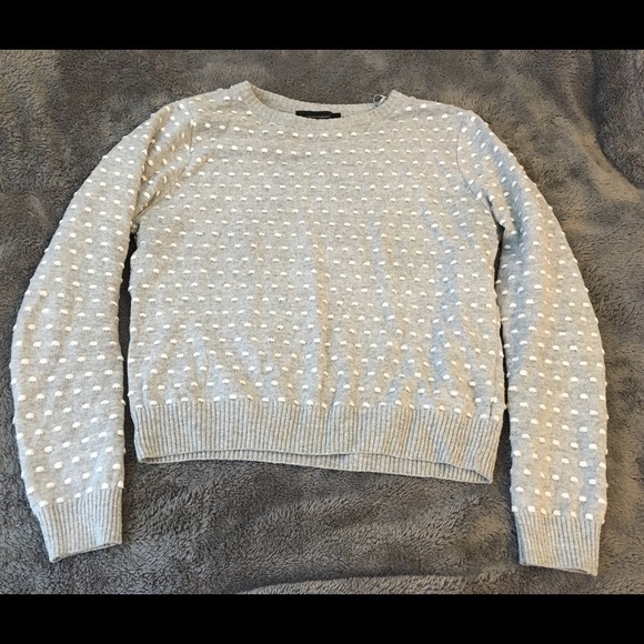 Gray sweater