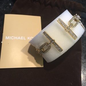 BRAND NEW! Michael kors bracelet