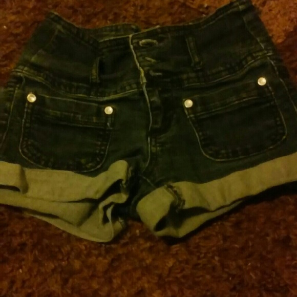 Highwaisted shorts