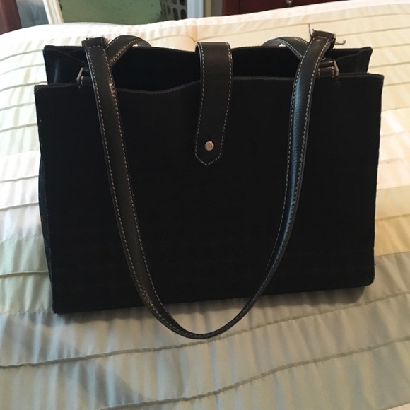 Closet closes today! Kate Spade Black Logo Purse