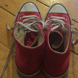 Hot pink converse chucks