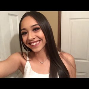 Meet your Posher, Nicole