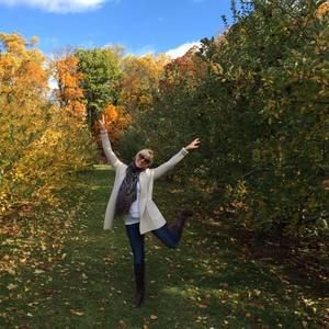 Meet your Posher, Jenny