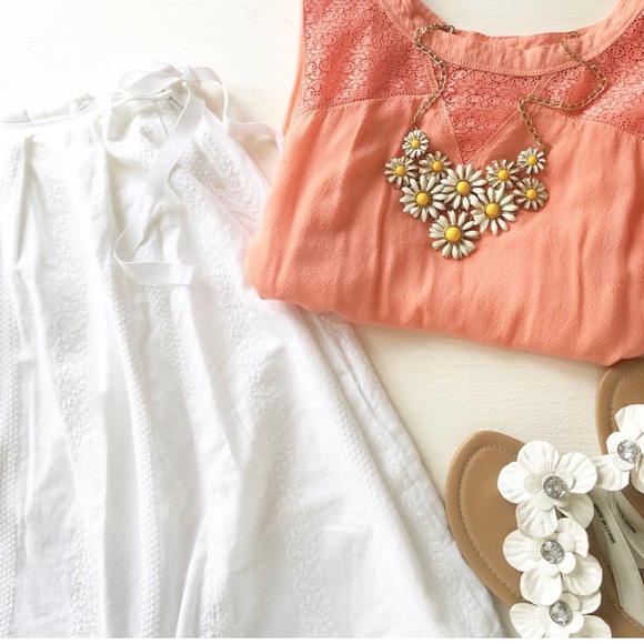 Sweet chamomile necklace - Picture 3 of 5