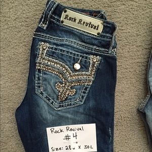 Jeans- Rock Revival