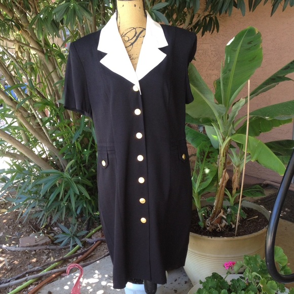 Casual short sleeve Black dress size 14