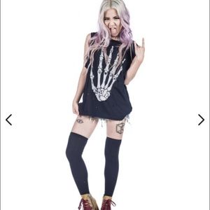 UNIF SKULL HAND TEE SIZE L