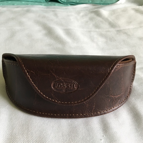 fossil eyeglass case