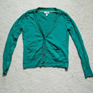 Super cute green sweater