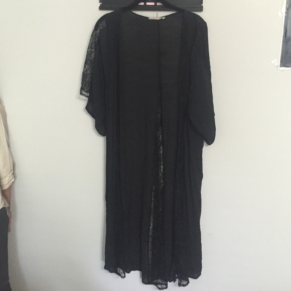 Long Black Lace Kimono