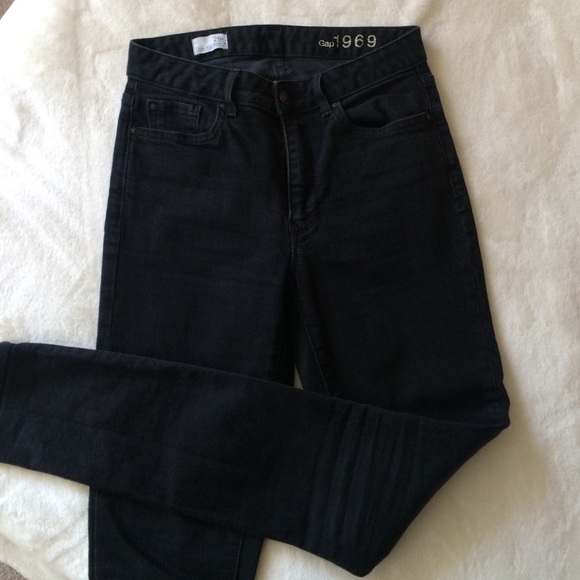 GAP high rise skinny jeans