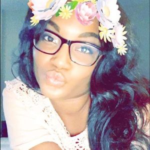 Meet your Posher, Anjail