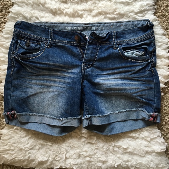Distressed denim shorts - Picture 2 of 3