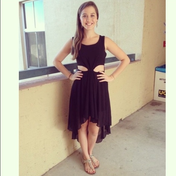 Black cut out dress from Tobi❤️