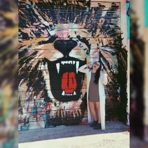 Meet your Posher, Ainsley