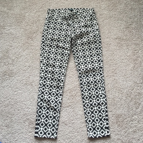 J. Crew Pants - J crew black and cream jeans sz 25