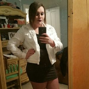 Meet your Posher, Alycia