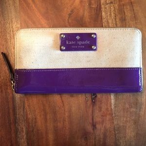Kate Spade zip around wallet
