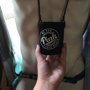 We run this beach coozie