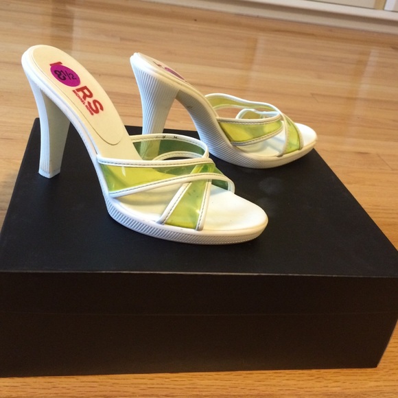 KORS Michael Kors Heeled Sandals - size 8.5