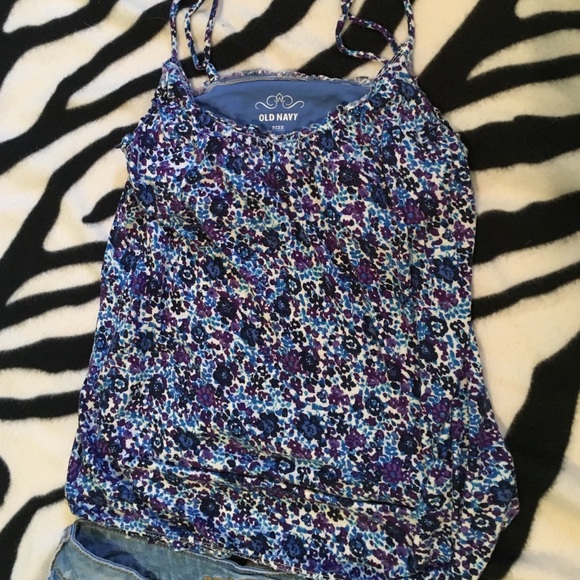 Old navy top with Arizona Jean shorts,NOT CUTOFFS - Picture 2 of 4