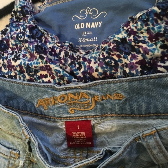Old navy top with Arizona Jean shorts,NOT CUTOFFS - Picture 4 of 4