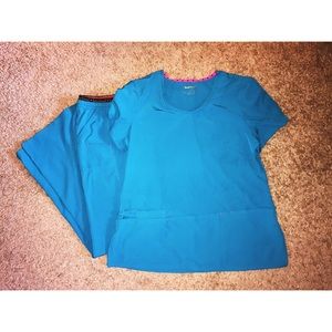 HeartSoul Scrub Set!