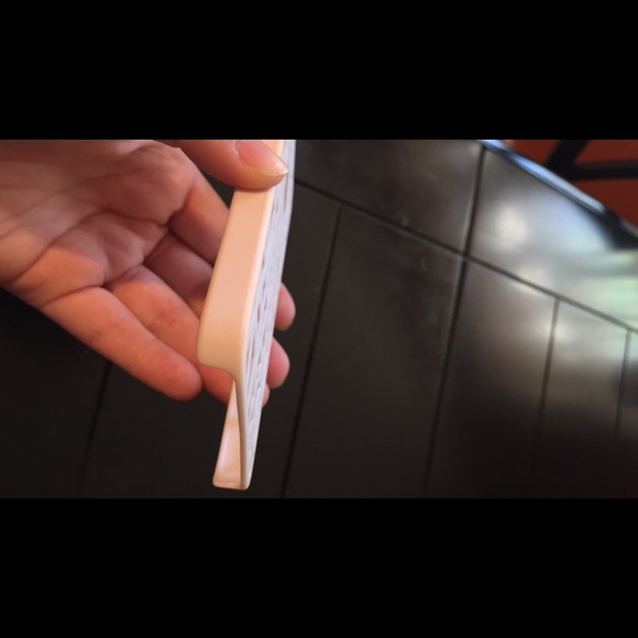 Cool designed white iPhone 5/5S/5C case - Picture 3 of 3