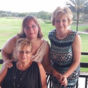 Meet your Posher, Luann